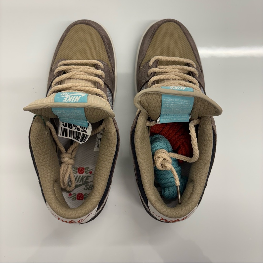 Nike SB Dunk Low Pro QS Brown Tan Paisley – Men’s US 10 – Extra Laces FZ3129-200 - Picture 7 of 8